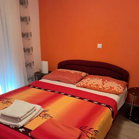 Ivanovic Apartment Makarska