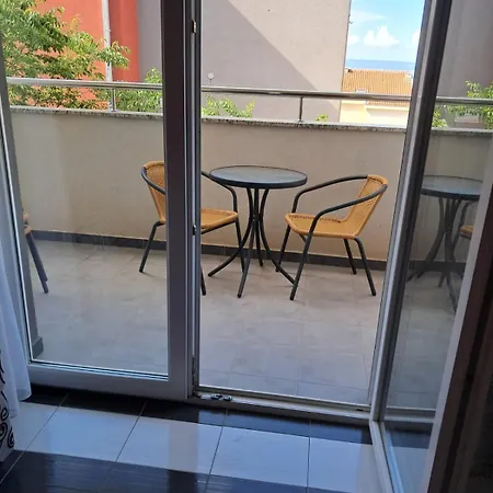 Ivanovic Apartment *